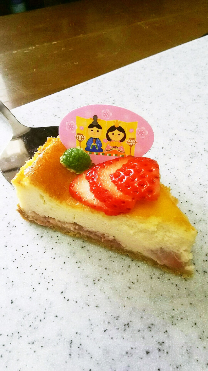 ☆しっとり滑らか いちごチーズケーキ☆の画像