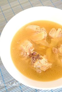 台湾のぽかぽかスープ『麻油鶏』
