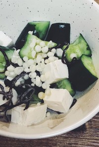 胡瓜と豆腐の塩昆布ダレ