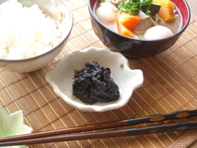 海苔の佃煮♪手作りご飯ですよ~♪