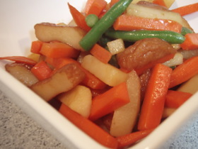 じゃが芋と薩摩揚の煮物