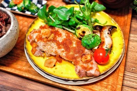 旨味たっぷり玉ねぎソースのポークソテー