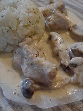 記念日ご飯に♥鶏肉きのこのフリカッセ