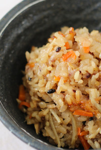雑穀米を使った炊き込みご飯