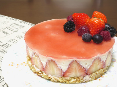 【父の日に】苺の水切りヨーグルトケーキの写真