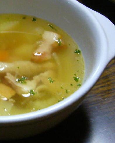 昆布鶏野菜スープの写真