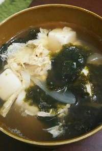 海苔と豆腐の優しいスープ