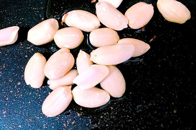 ピーナツの薄皮を比較的ラクに剥く法 レシピ 作り方 By リスうなぎ クックパッド 簡単おいしいみんなのレシピが356万品