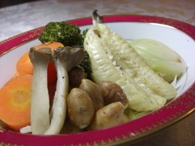 鍋一つで作る干物のワイン蒸し