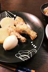 献立メモ*ˊᵕˋ)੭大根と鶏手羽元の煮物