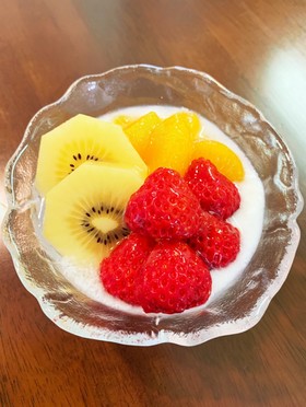 3種のフルーツヨーグルト