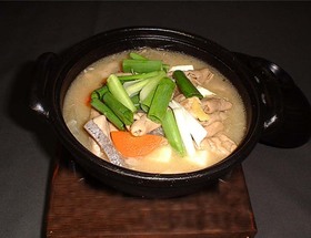 柔らか温かもつ煮豆腐