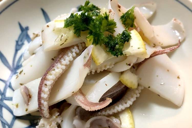 ヤリイカの皮とエンペラの簡単マリネ レシピ 作り方 By 釣り好きマサコ クックパッド 簡単おいしいみんなのレシピが366万品