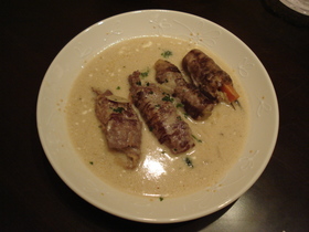 ご馳走風牛肉ロールのクリーム煮