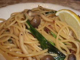 簡単葉玉ねぎのパスタ
