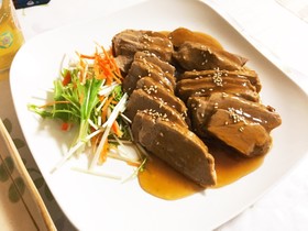 煮豚*豚ももブロック
