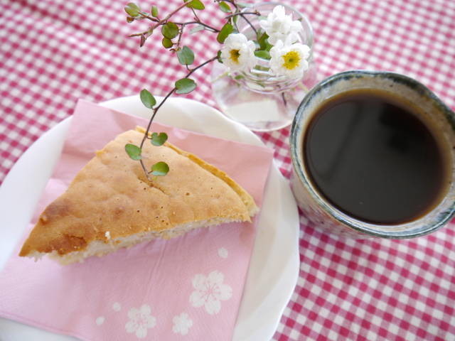 苺ジャムバナナケーキ（マクロビ仕様）の画像