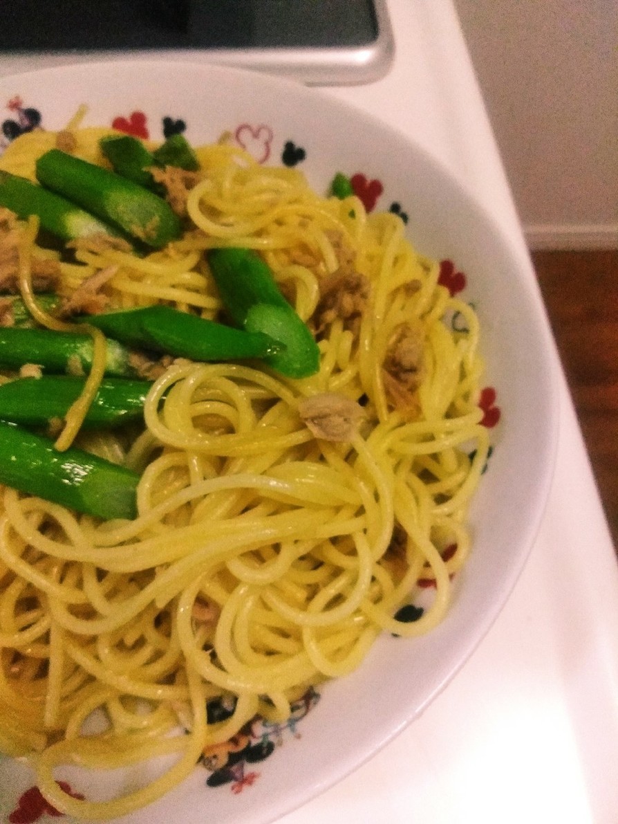 アスパラとツナのパスタ