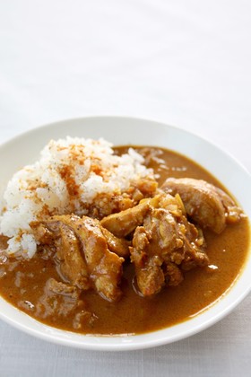 スパイス効かせて【ココナッツチキンカレー