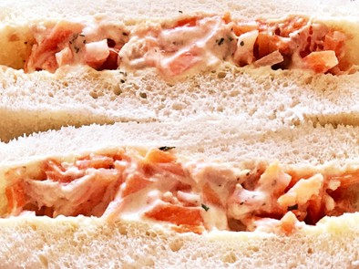 簡単♡美味♡キャロット&ツナサンドイッチの写真