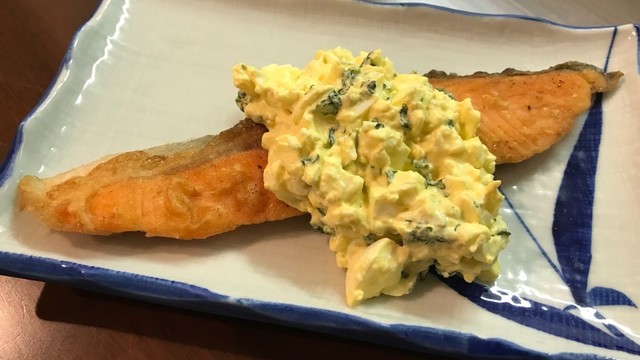 銀鮭のムニエル タルタルソース レシピ 作り方 By ぼうchan クックパッド 簡単おいしいみんなのレシピが354万品 銀鮭のムニエル タルタルソース レシピ 作り方 By ぼうchan クックパッド 簡単おいしいみんなのレシピが354万品