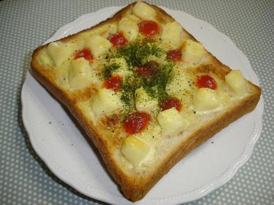 朝食に☆ころころ♪ベビーチーズのトーストの写真