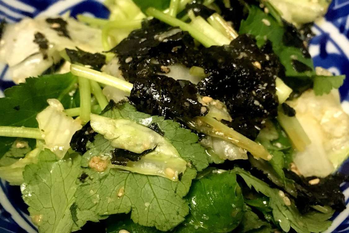 三つ葉と海苔の 即席 サラダ レシピ 作り方 By Sk クックパッド 簡単おいしいみんなのレシピが379万品
