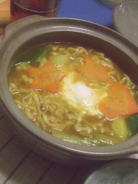 艶うどんで☆艶!玉!カレーうどん