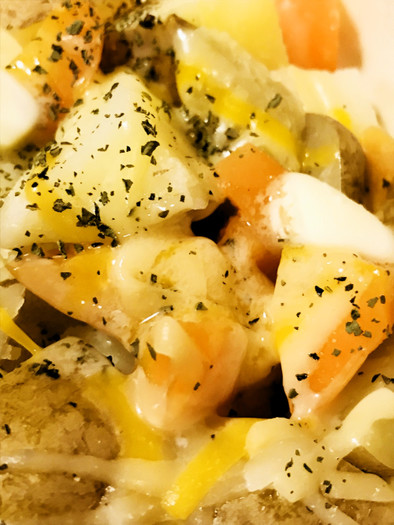 塩ゆで温野菜☆ジャガイモのチーズ＆バターの写真