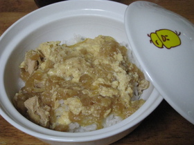 ふぁふぁ~揚げ玉で親子丼