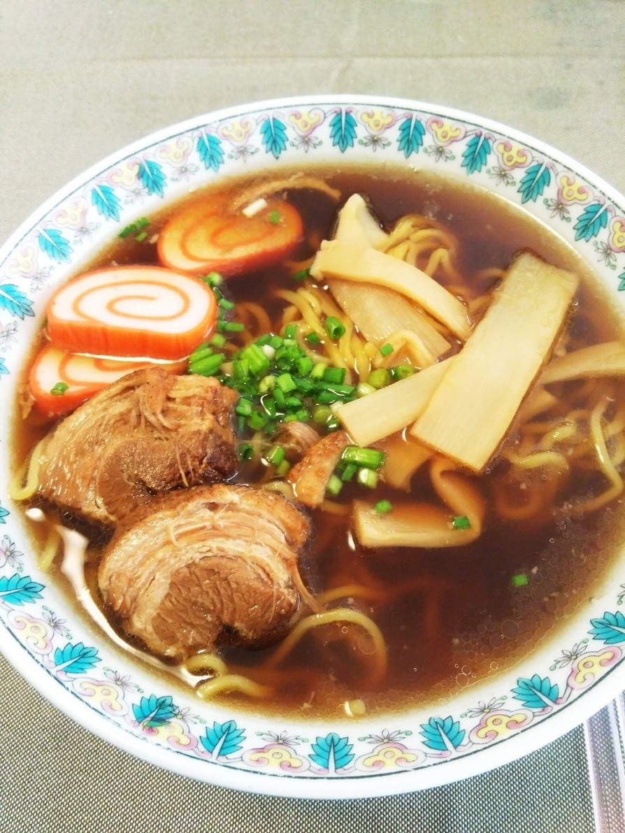 中華そばスープの画像