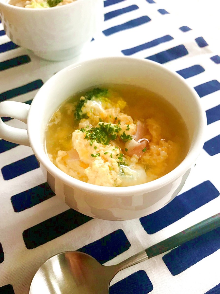 ブロッコリーとふんわり卵のスープの画像