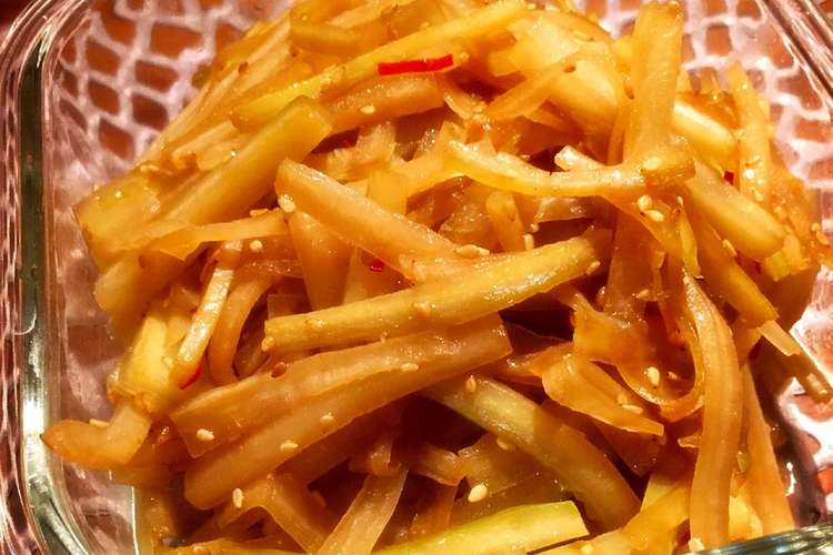 作り置き 大根の皮できんぴら大根 レシピ 作り方 By あんず食堂 クックパッド 簡単おいしいみんなのレシピが352万品