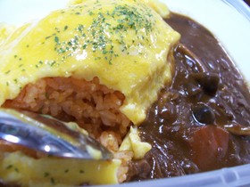 とろとろ玉子のせて☆オムハヤシライス♪