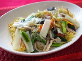 東京うどのあんかけ焼きそば