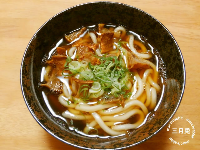 めんつゆで簡単 大阪名物かすうどん レシピ 作り方 By 三月兎 クックパッド 簡単おいしいみんなのレシピが361万品