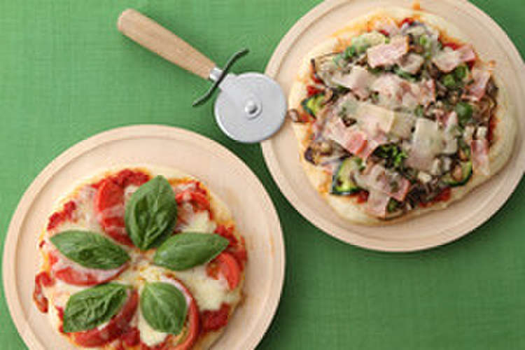 フライパンピザ2種類中のマルゲリータ レシピ 作り方 By ショップジャパン クックパッド
