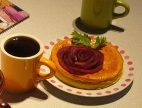 妖艶なバラのケーキ
