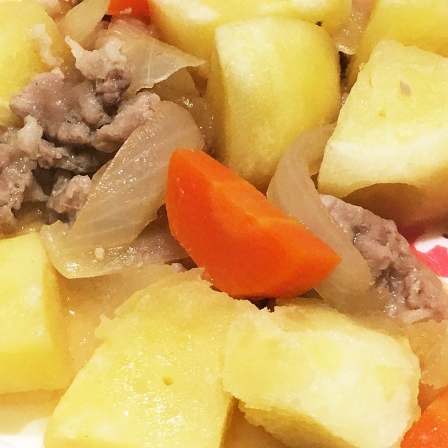 １歳 離乳食 肉じゃが 簡単 取り分け レシピ 作り方 By あまおう大好きさん クックパッド 簡単おいしいみんなのレシピが360万品