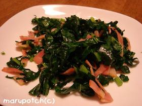 茎ブロッコリーの葉とベーコンの炒め物