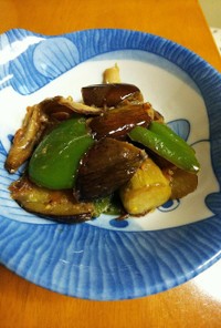 茄子とピーマンの梅味噌炒め（減塩レシピ)
