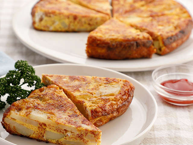 コンビーフ オムレツ