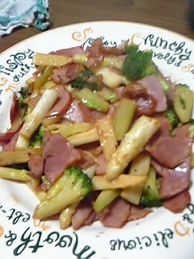 温サラダ♡ハム・ベーコンと野菜のマヨ炒めの写真