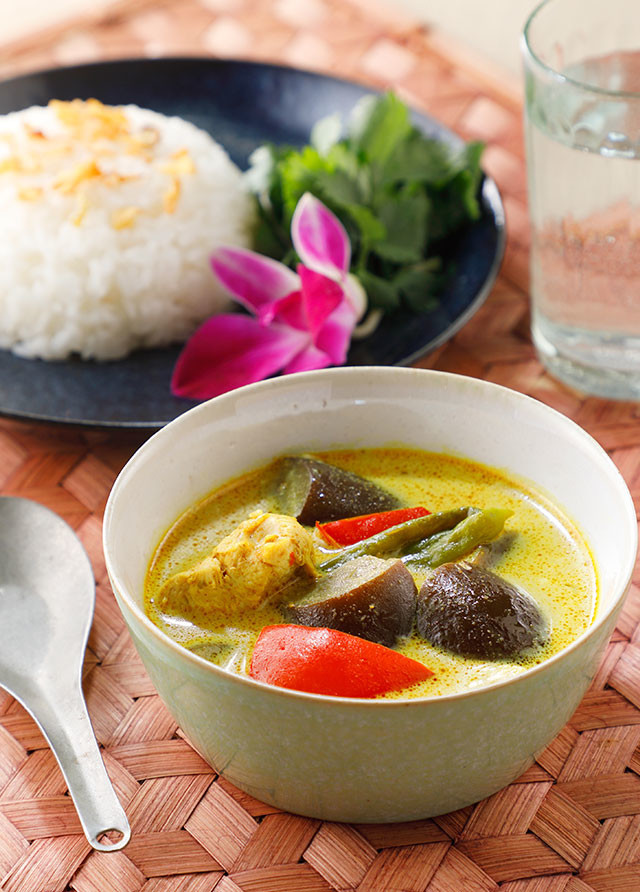 タイ風グリーンカレーチキンのレシピ