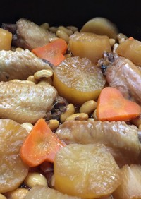 鶏手羽肉と豆と大根の合せ煮