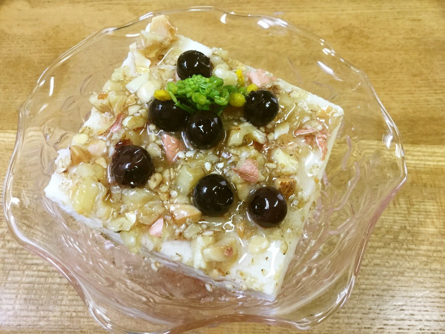 簡単☆豆腐デザート☆木の実と菜の花添え♪の画像