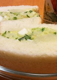 小松菜ポテトサラダのサンドイッチ