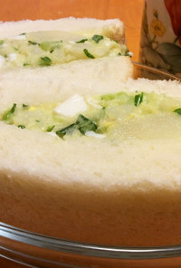小松菜ポテトサラダのサンドイッチ
