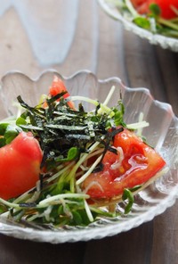貝割れ菜とトマトの和え物