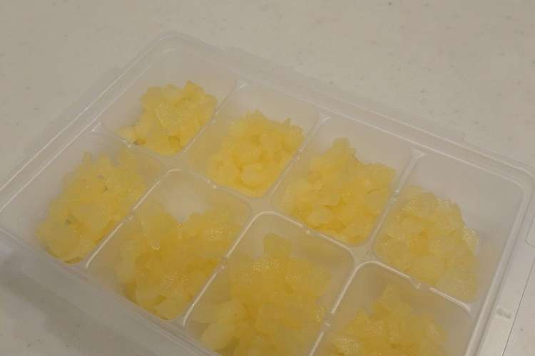 離乳食に レンジで簡単リンゴコンポート風 レシピ 作り方 By マコロンズハニー クックパッド 簡単おいしいみんなのレシピが360万品